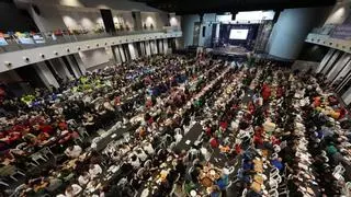 Ni un hueco libre: la gran noche de las collas llena el Palau de la Festa de Castelló