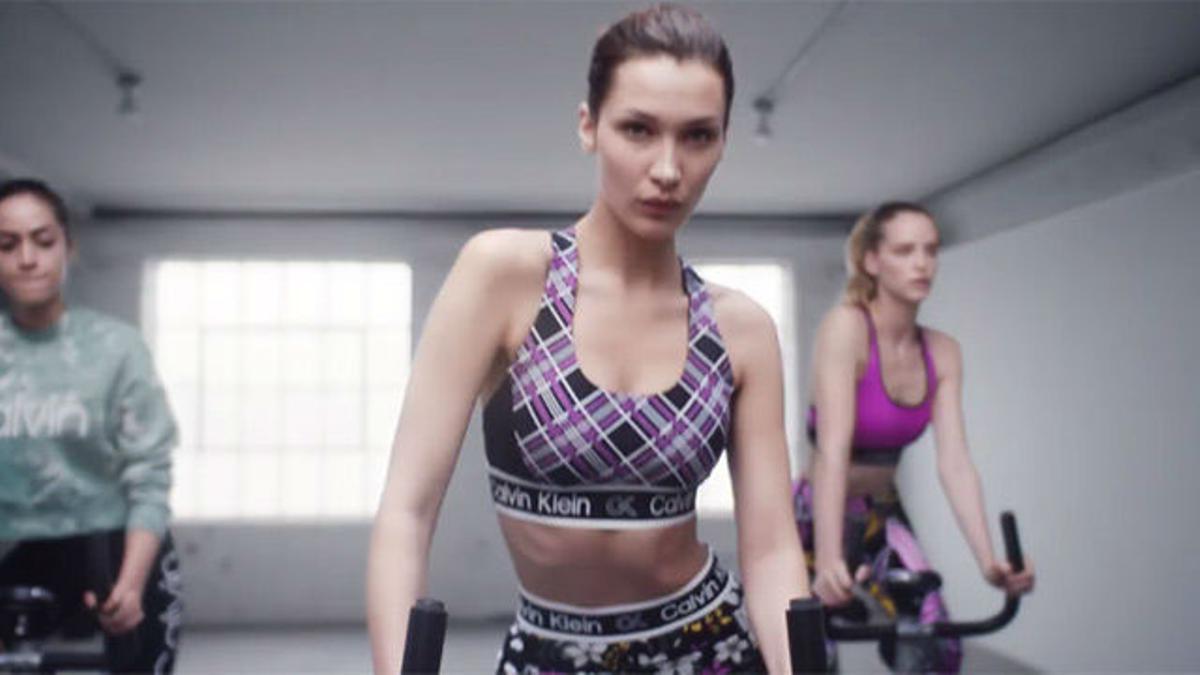 Bella Hadid, en un anuncio reciente de Calvin Klein