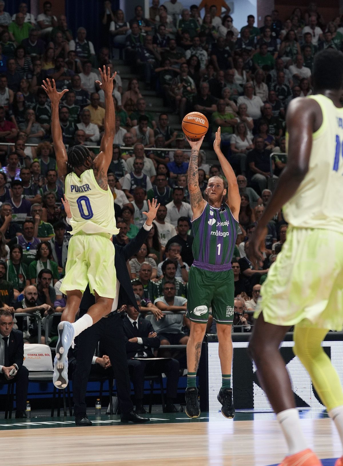 Tercer partido de los cuartos de final ACB | Unicaja - Barça