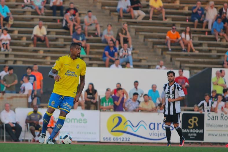 Pretemporada: Balompédica Linense 1 - 2 UD Las Palmas