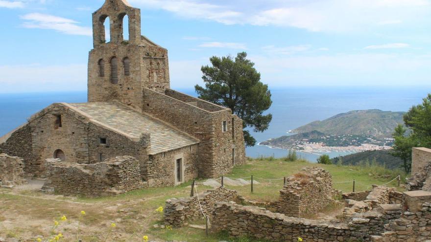 El Port de la Selva ens obre la porta per a descobrir-lo