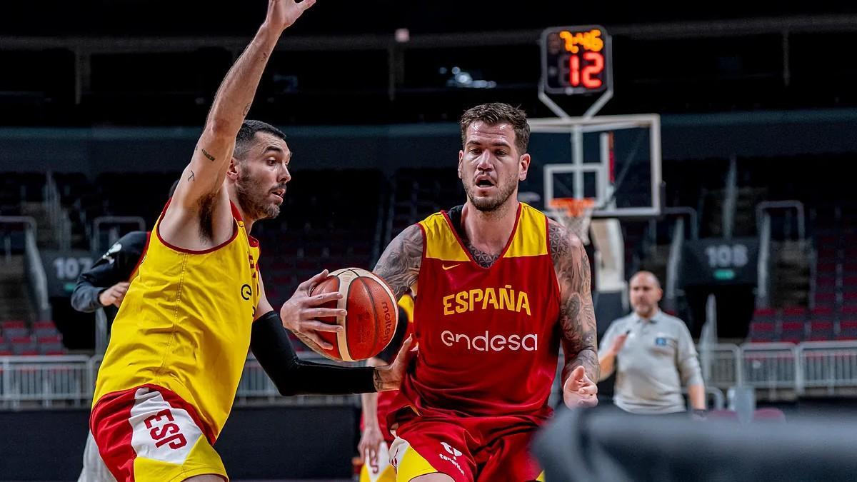 La selección española, entrenando en Riga