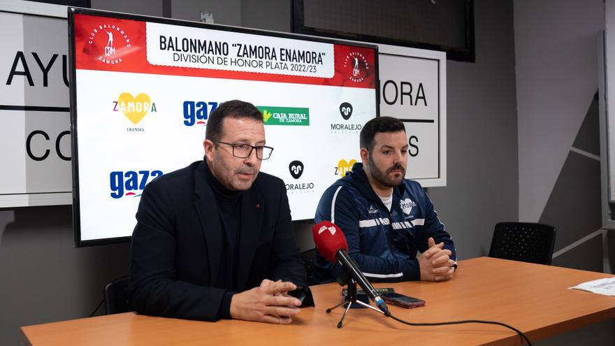 Iván López deja de ser entrenador del Balonmano Zamora Enamora