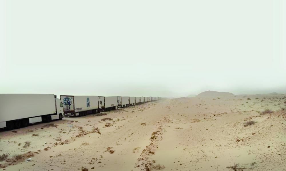 La caravana de camiones en la frontera // FdV