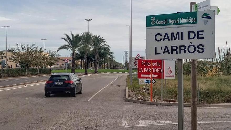 Indicadores con algunos de los topónimos de Cullera.