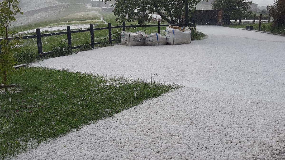 Granizada en Sariego