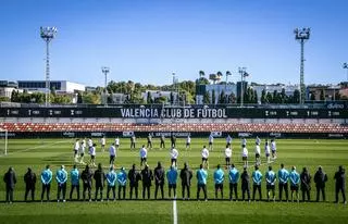 Valencia y Levante piden a LaLiga el aplazamiento de sus partidos por el incendio de Campanar