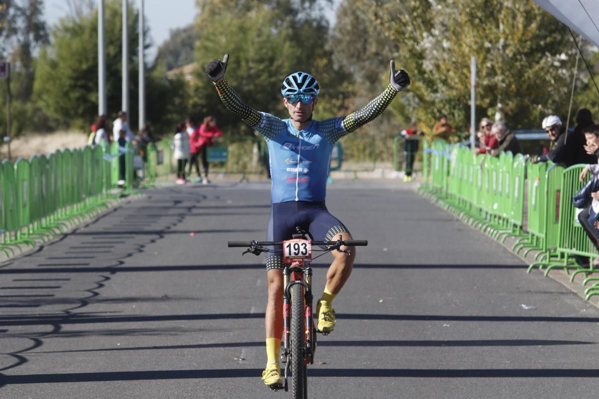 FOTOGALERÍA // La entrega de premios de la 3ª Media Maratón MTB Diario CÓRDOBA