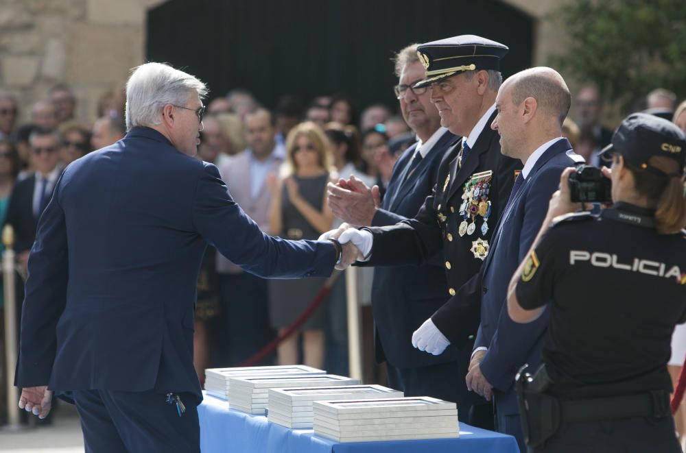 Celebración del Día de la Policía en el Castillo de Santa Bárbara