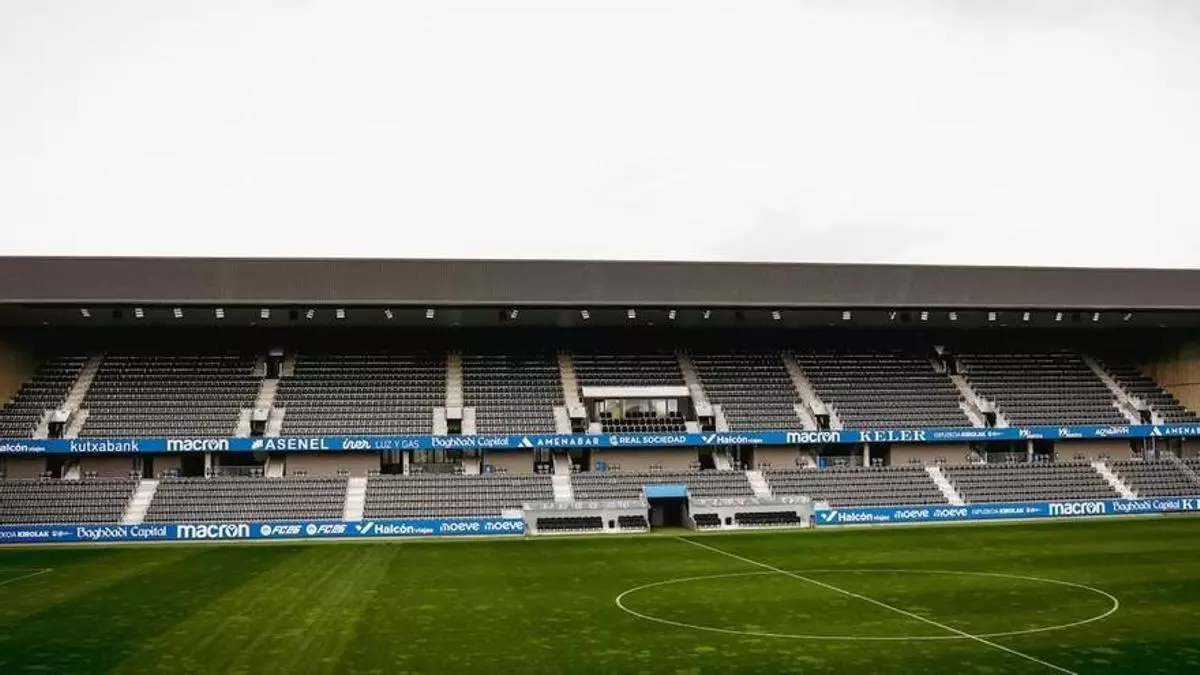 Le toca a la vieja guardia de la UD Las Palmas: Viera, Jesé, Kirian y Álex Suárez contra los 'potrillos' de la Real B