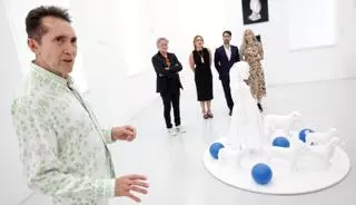 Nadín Ospina trae a la Cárcel Vieja surrealismo onírico en impresión 3D