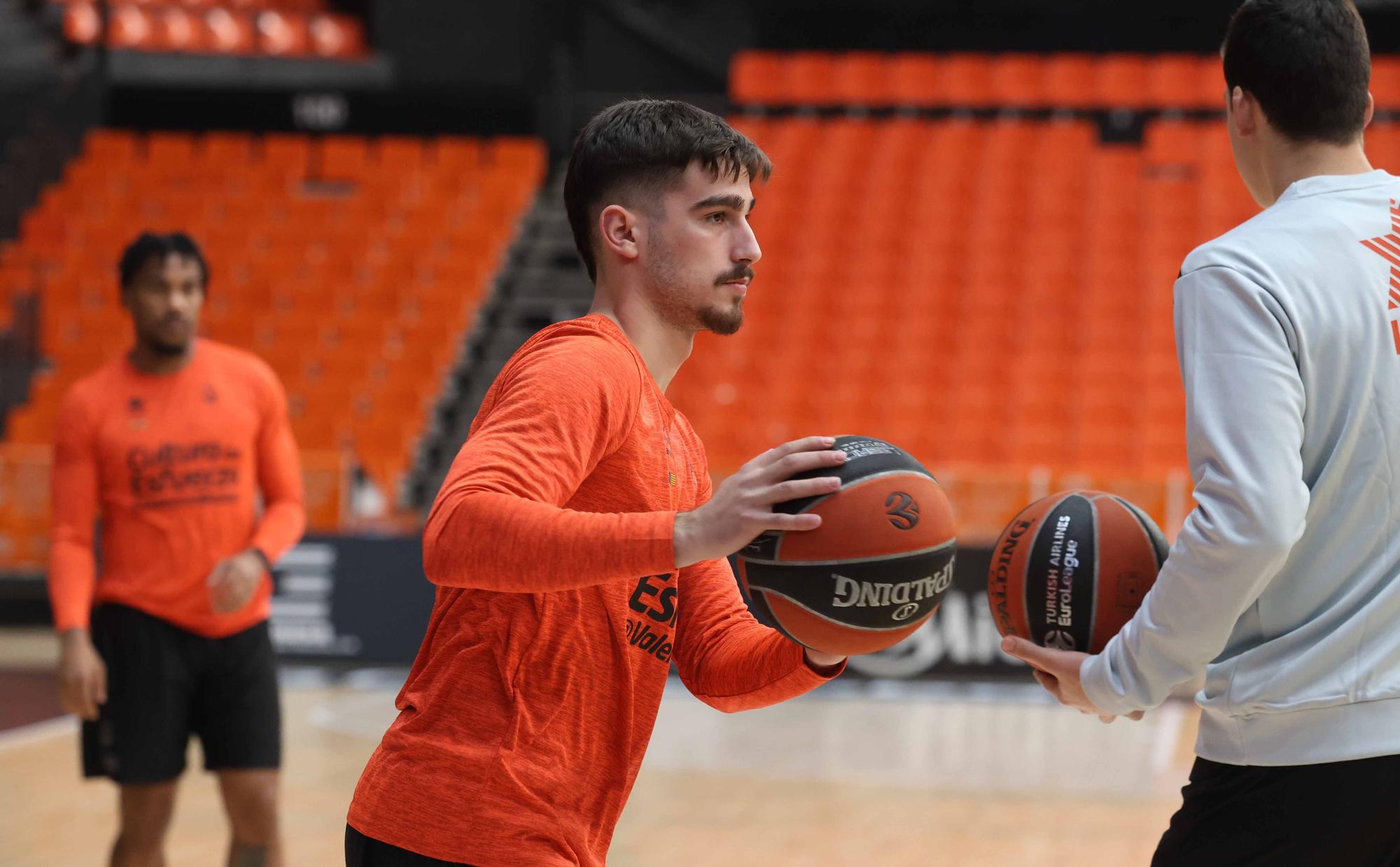 Entrenamiento previo al partido de Euroliga frente al  Meridianbet de Belgrado