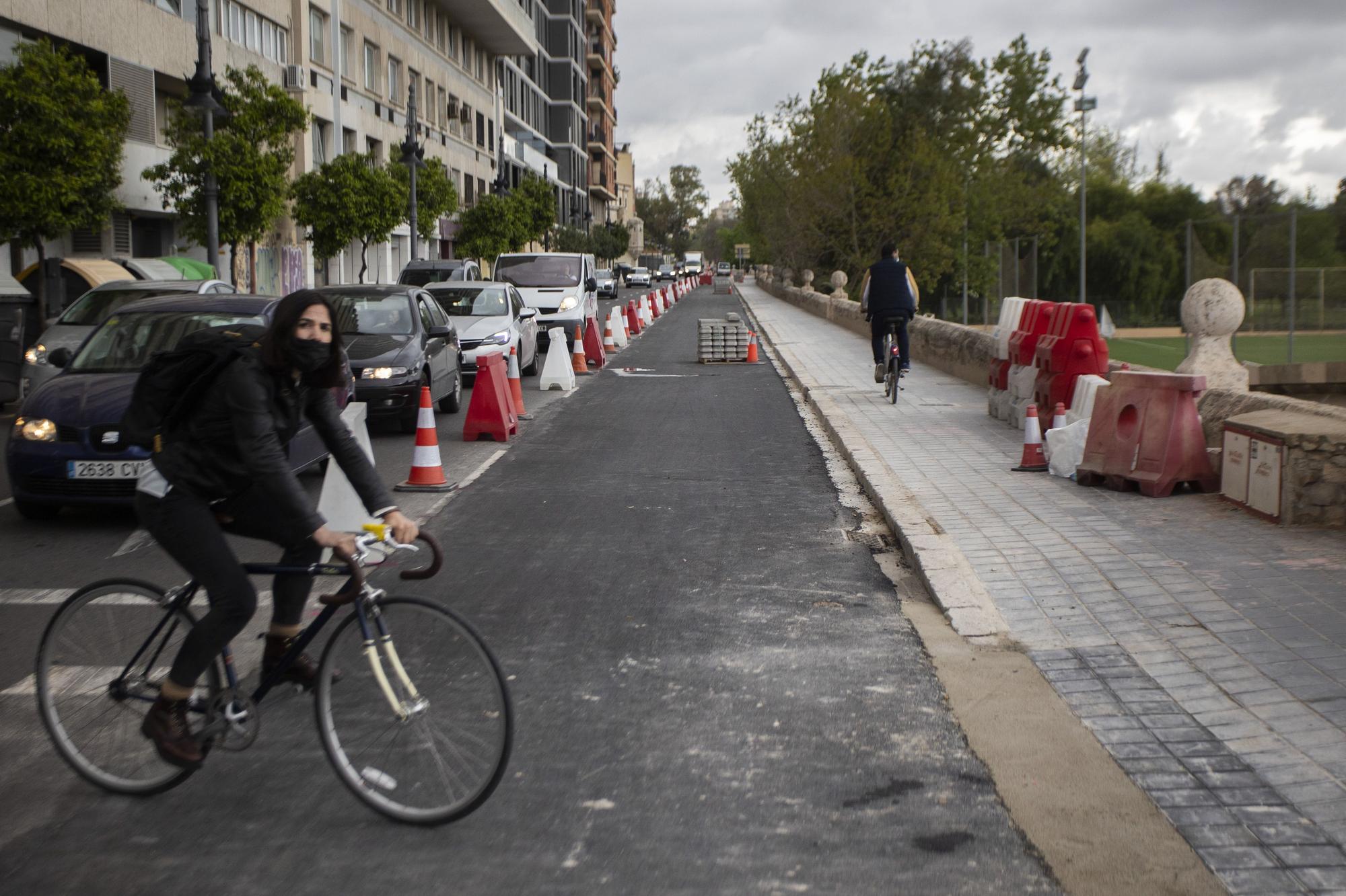 Así están las obras del nuevo carril bici del Paseo de la Ciutadela