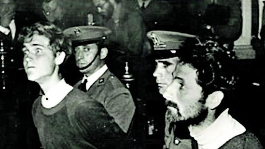 Harald y Frank Alexander durante una sesión del juicio en Santa Cruz de Tenerife donde fueron declarados inocentes por enajenación mental.