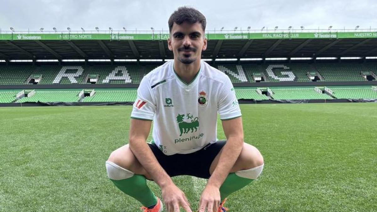 Damián Rodrígúez, el día de su presentación como jugador del Racing de Santander.