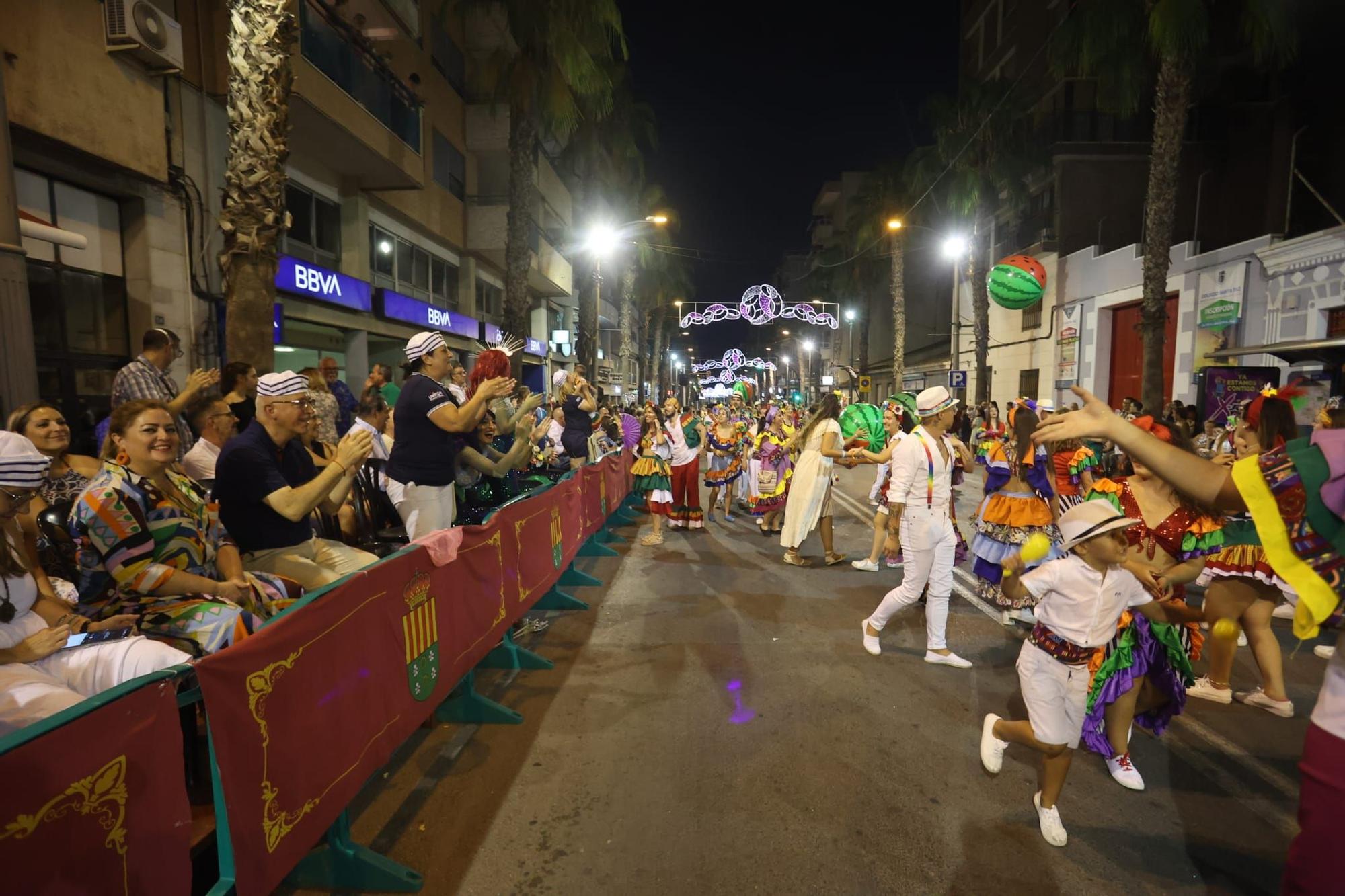 Desfile del Ninot en San Vicent