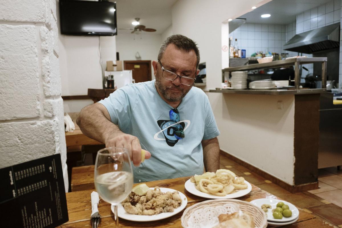 El gallego del bar Mora rescata la centenaria bodega Sant Antonio