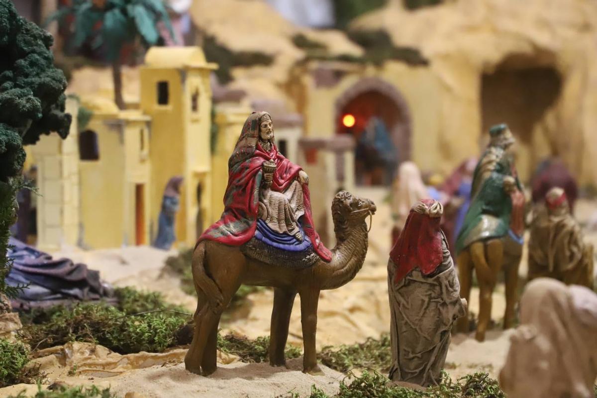 Los primeros premios del concurso de belenes de Cajasur 2024, en imágenes