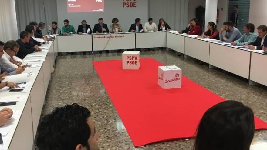 El comité ejecutivo nacional del PSPV reunido ayer en Blanquerías con ausencia de Gabriel Echávarri.