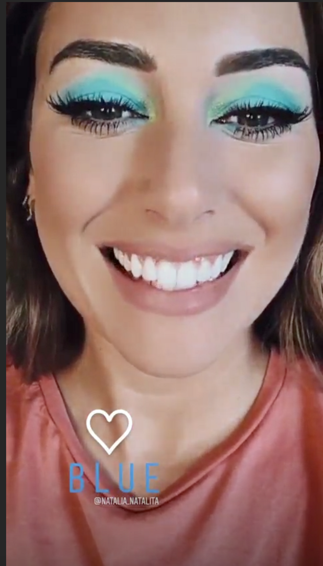 Blanca Suárez con sombra de ojos en tonos turquesa