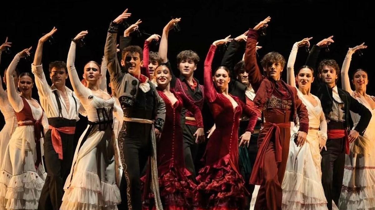 Bailarines del proyecto Larreal.