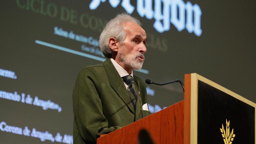 La coronación de Fernando I abre las conferencias sobre Aragón