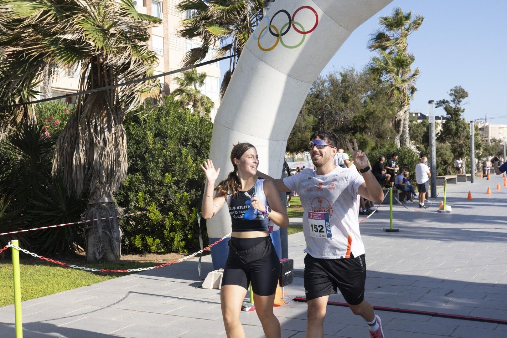 Así fue en imágenes una nueva edición de la carrera solidaria de AFA Torrevieja