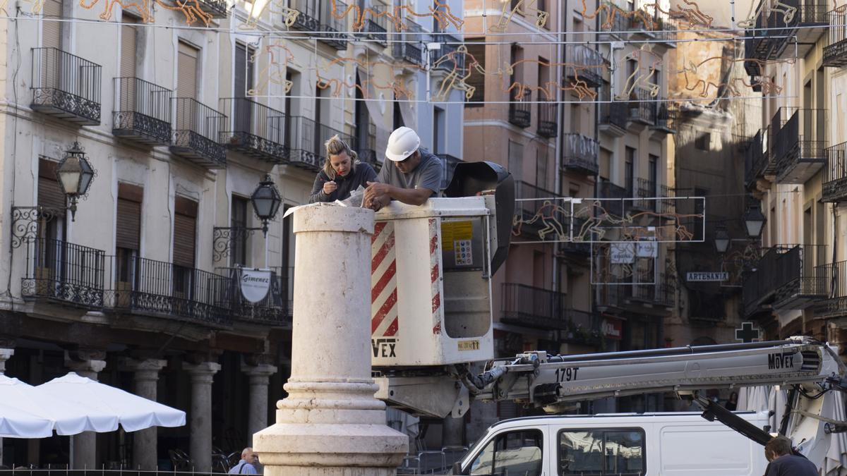 Trabajos en la columna del Torico