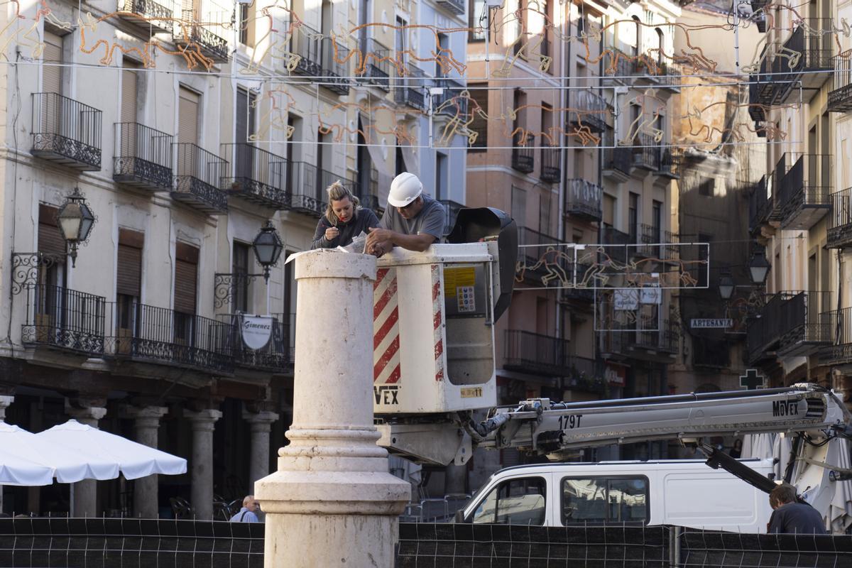 Trabajos en la columna del Torico