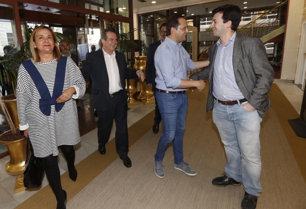 Luena visita el PSdeG en Vigo