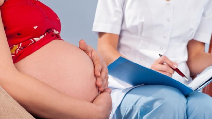 Schwanger auf Mallorca: Alles Wissenswerte rund um Schwangerschaft, Geburt und Elternzeit