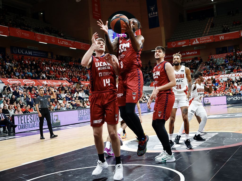 Todas las imágenes del UCAM Murcia contra el Girona Basket