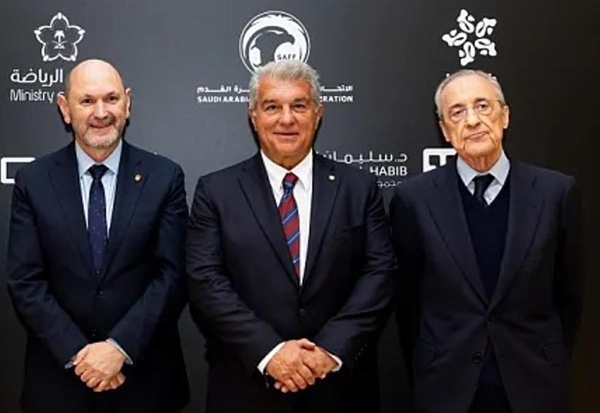 Rafael Louzán, Joan Laporta y Florentino Pérez, en Yeda.