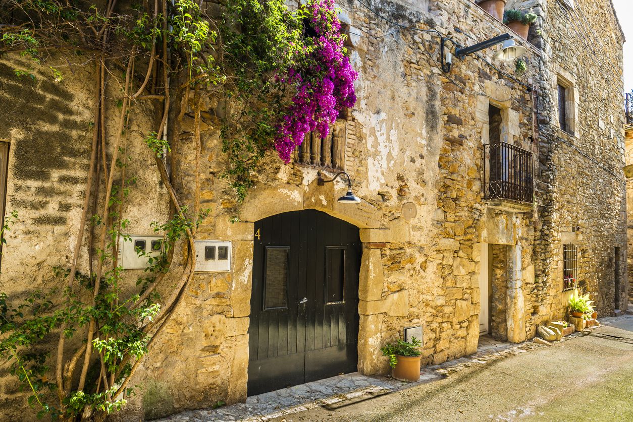 Ciudad medieval en Cataluña, al norte de España, en la Costa Brava.