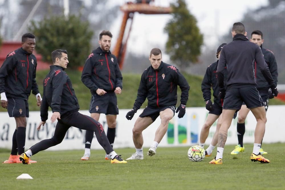 Entrenamiento del Sporting antes del partido contra el Athletic