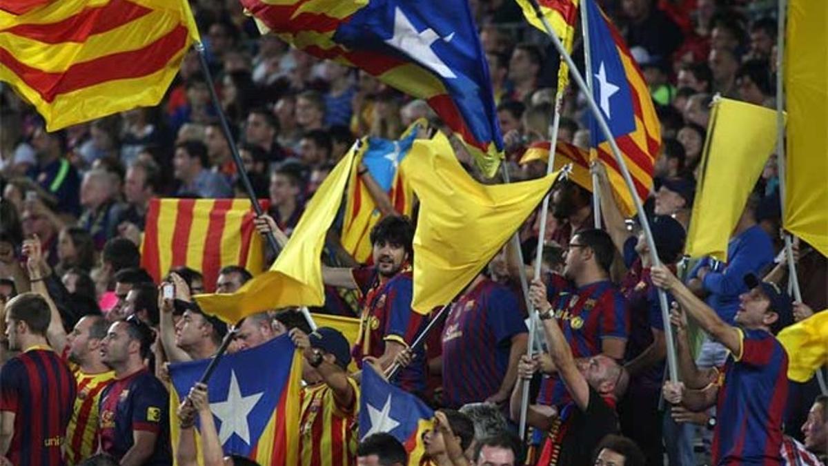 El FC Barcelona sigue teniendo abierto el caso de las 'esteladas'