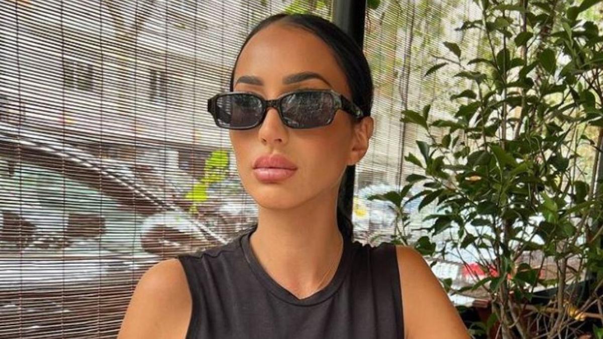 Aurah Ruiz, en una cafetría en Turquía.
