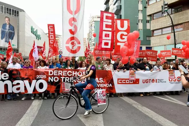 Todas las imágenes de la Manifestación por el Día del Trabajador en Murcia 2026