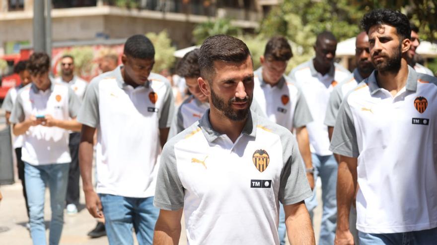 Vídeo: Un repaso por todas las camisetas de la historia del Valencia CF -  Superdeporte