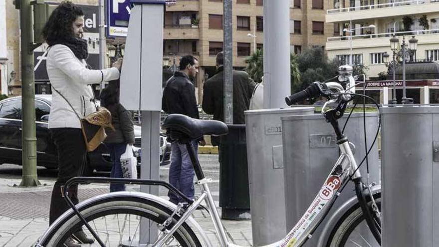 Las bicis de alquiler de Badajoz llevarán publicidad para costear parte de su mantenimiento