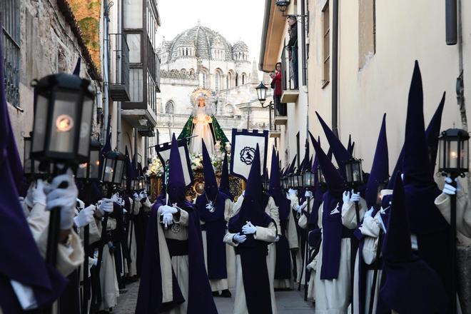GALERÍA | La procesión del Vía Crucis, en imágenes