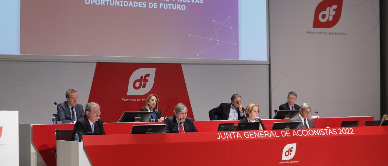 Consejo de administración de Duro Felguera, durante la última junta general de accionistas.