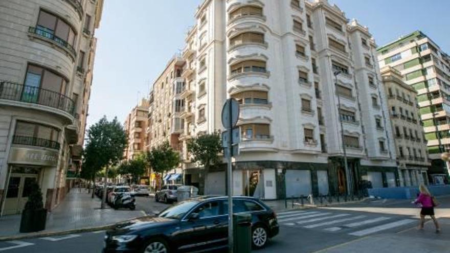 La zona del centro de Elche donde se produjo el asalto en la madrugada de ayer.