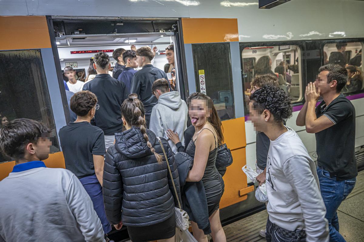 En el tren del botellón a Mataró