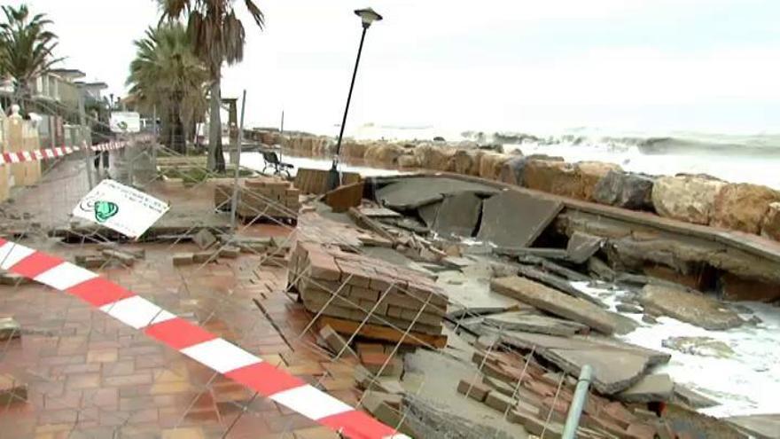 El temporal marítimo provoca importantes destrozos en la costa mediterránea