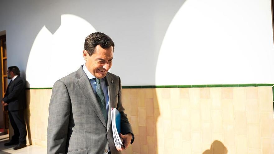 Mayoría simple en el segundo intento: cuántos votos necesita Juanma Moreno este jueves para ser investido presidente en Andalucía