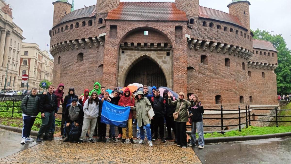 Un viaje que rompe barreras: alumnado del Colegio Gloria Fuertes vive su experiencia Erasmus+ en Polonia