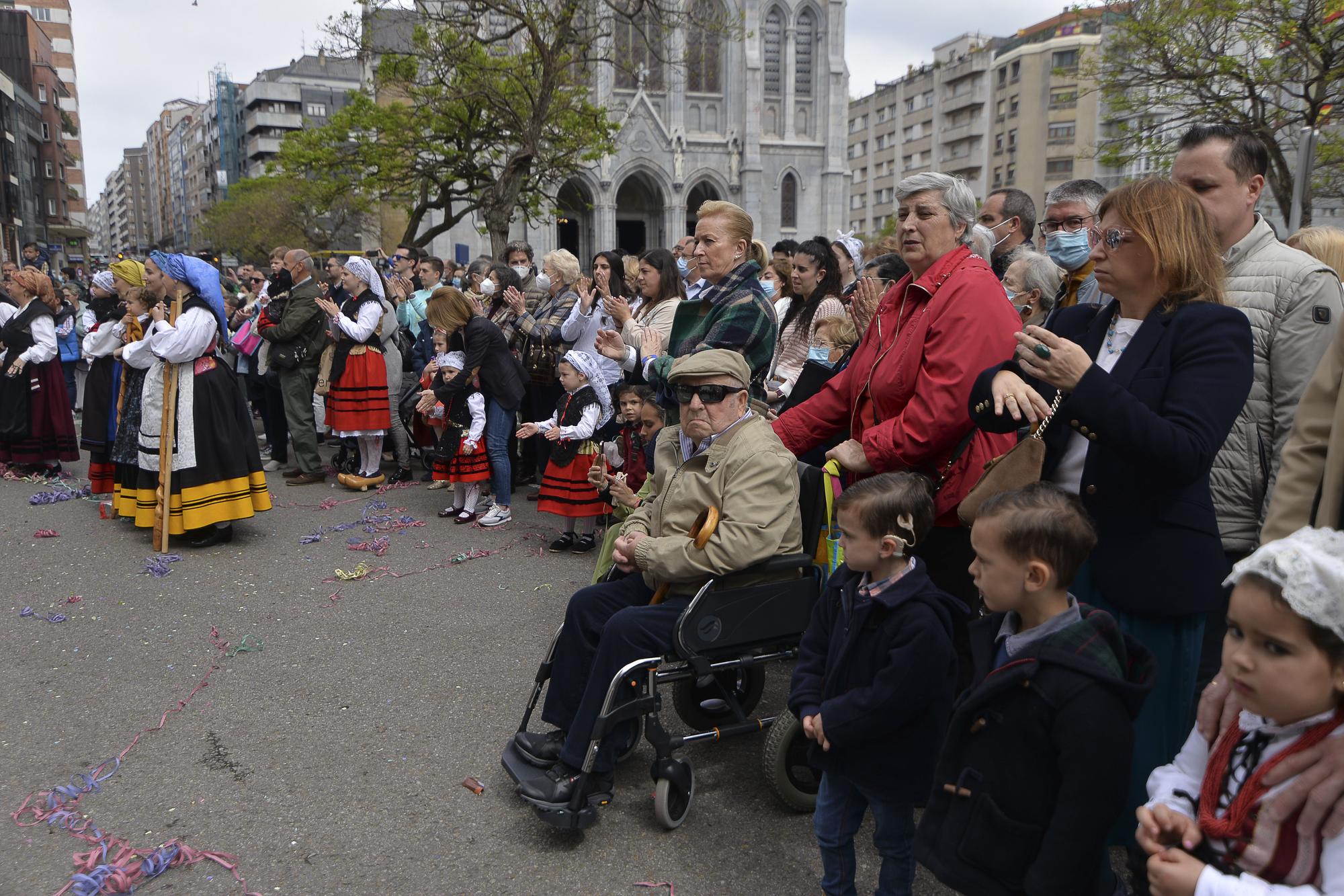 Inicio de las fiestas del Bollo de Avilés