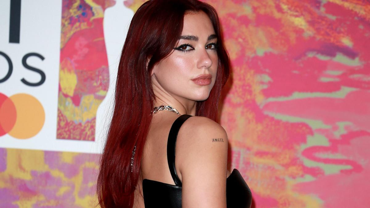 Dua Lipa adelanta nuevos detalles de su concierto en Glastonbury: &quot;Algo que he vivido sólo en mis sueños más salvajes&quot;