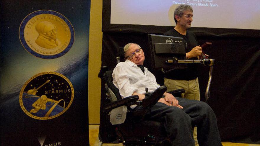 La Medalla Stephen Hawking reconoce a Jim Al-Khalili, Hans Zimmer y el documental &#039;Locos por las partículas&#039;